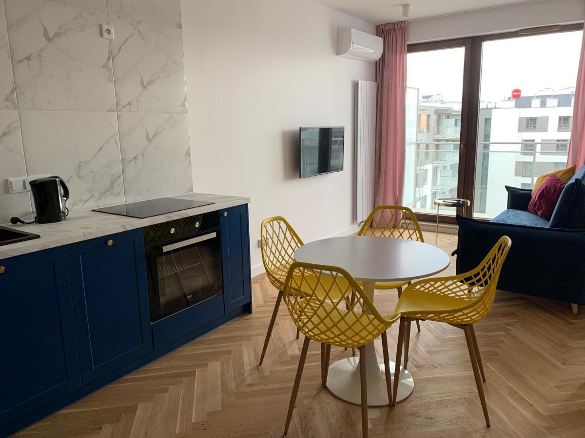 Apartamenty Wola Goleszowska Warszawa Exteriör bild