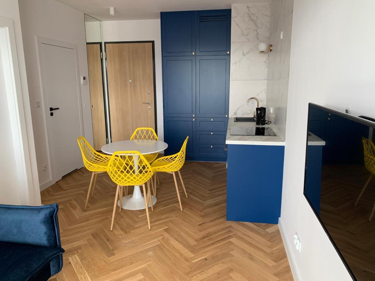 Apartamenty Wola Goleszowska Warszawa Exteriör bild